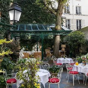 Otel Des Marronniers