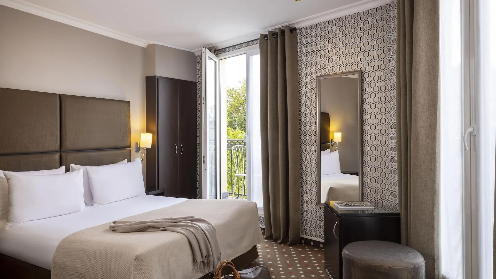 Hotel Abbatial Saint Germain Paris