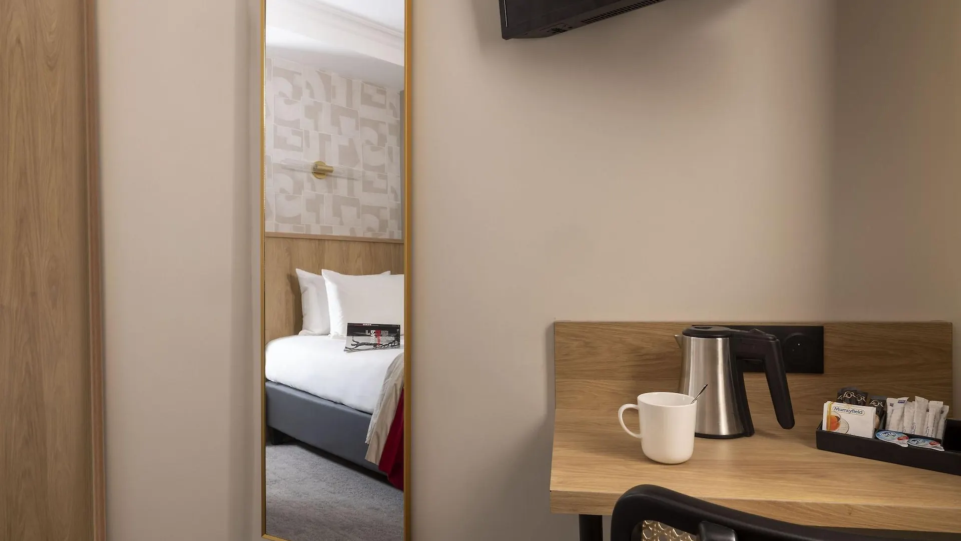 ***  Hotel Abbatial Saint Germain Paris France
